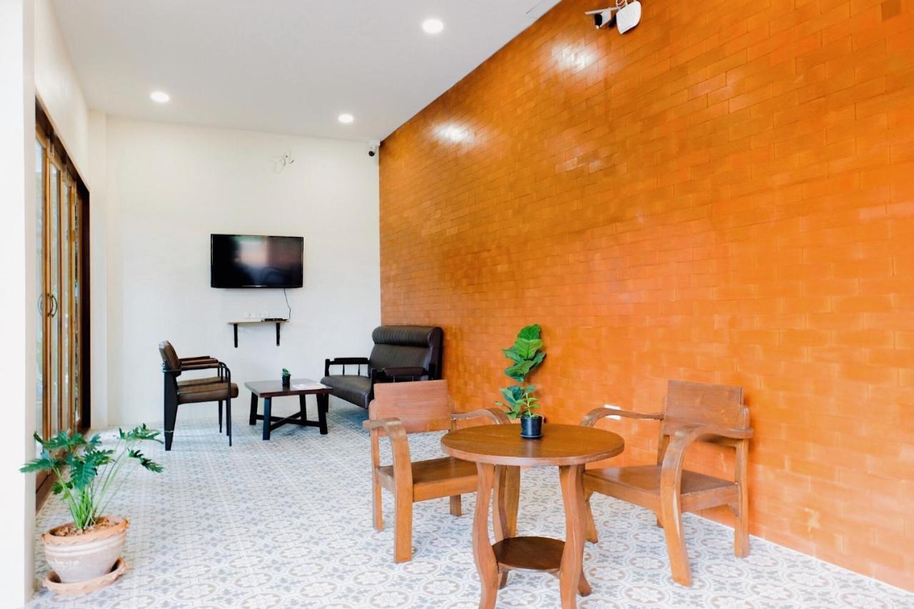 The Cozy Hotel Phetchaburi Exterior foto